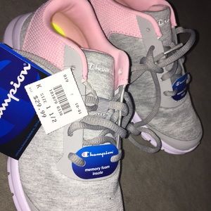BRAND NEW champion sneaker!!!